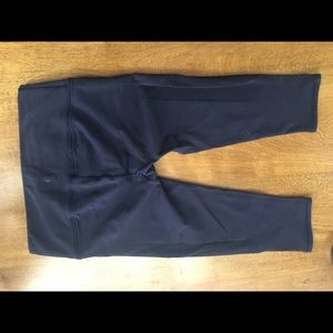 Lululemon navy blue crop leggings mesh sides